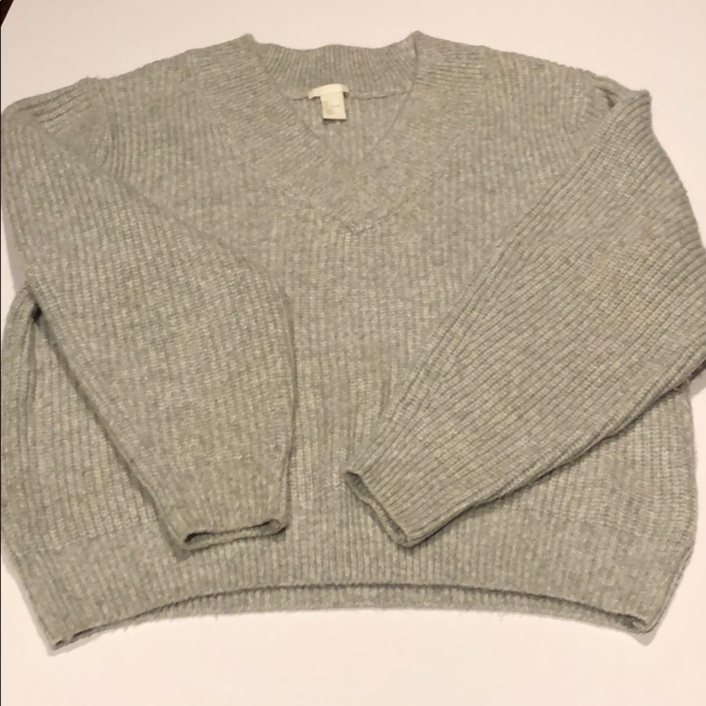 V neck sweater gray H&M